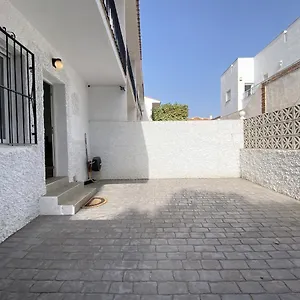 https://casa-los-tejares-casasol.hotelsinnerja.org